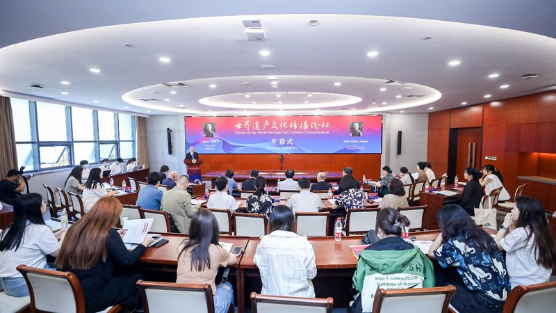 以下是一些成功的活动策划执行案例，供您参考：